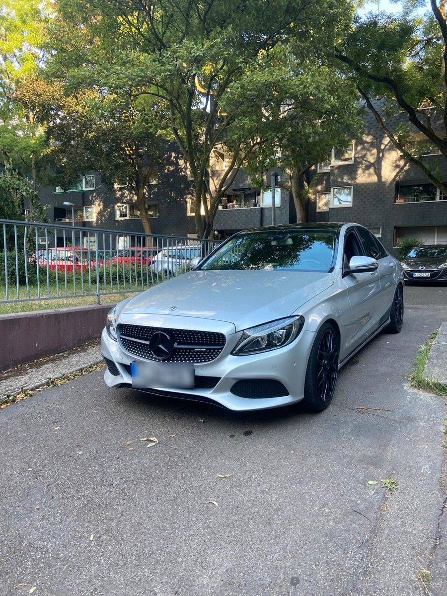 MERCEDES-BENZ Mercedes-Benz C 200d AMG Optik