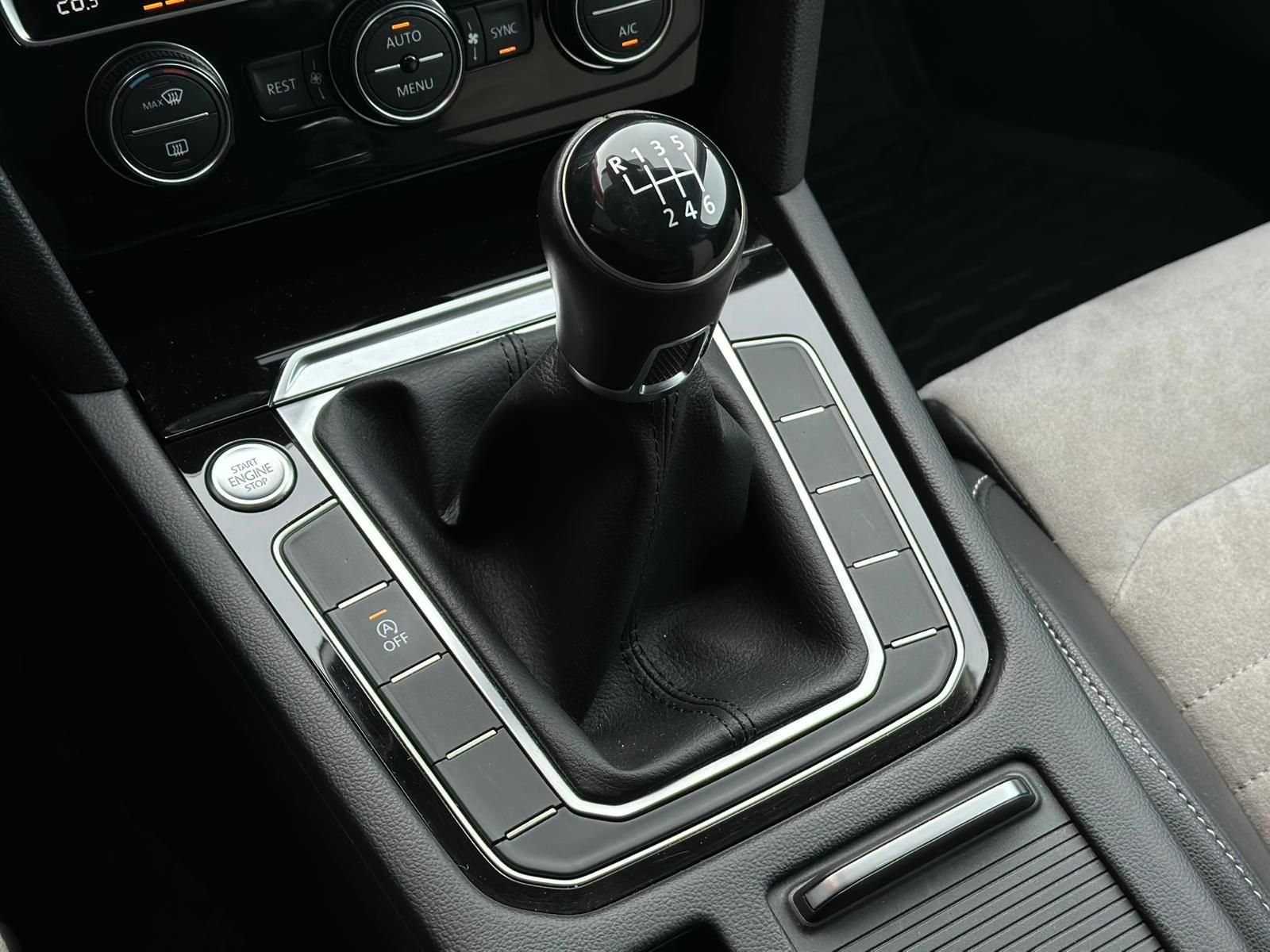 VW Passat Variant 1.4TSI BMT HIGHLINE* LED#SHZ#FH - Image 14