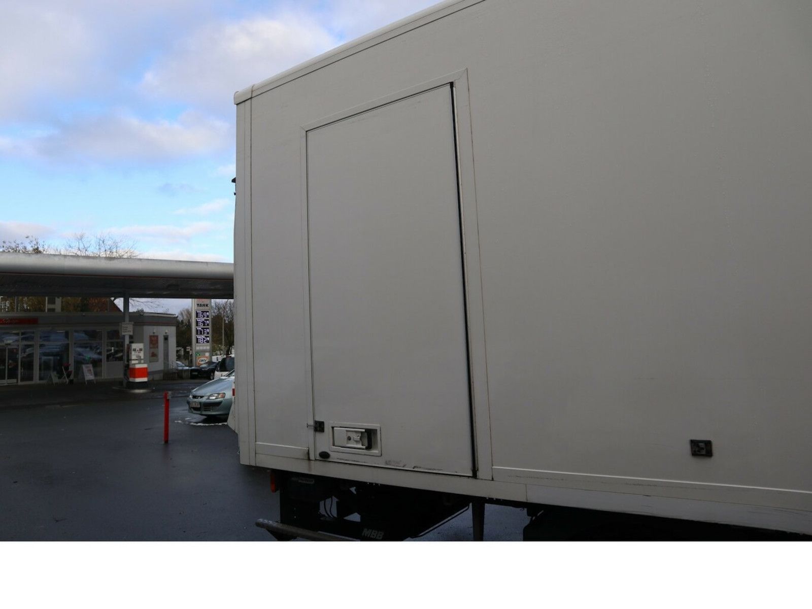 Fahrzeugabbildung MAN TGL8.220 Koffer Klima Ladebordwan Scheckheftgep
