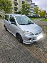 Daihatsu Verkaufe Daihatsu YRV - gebrauchte Daihatsu Sirion aus dem Jahr 2003