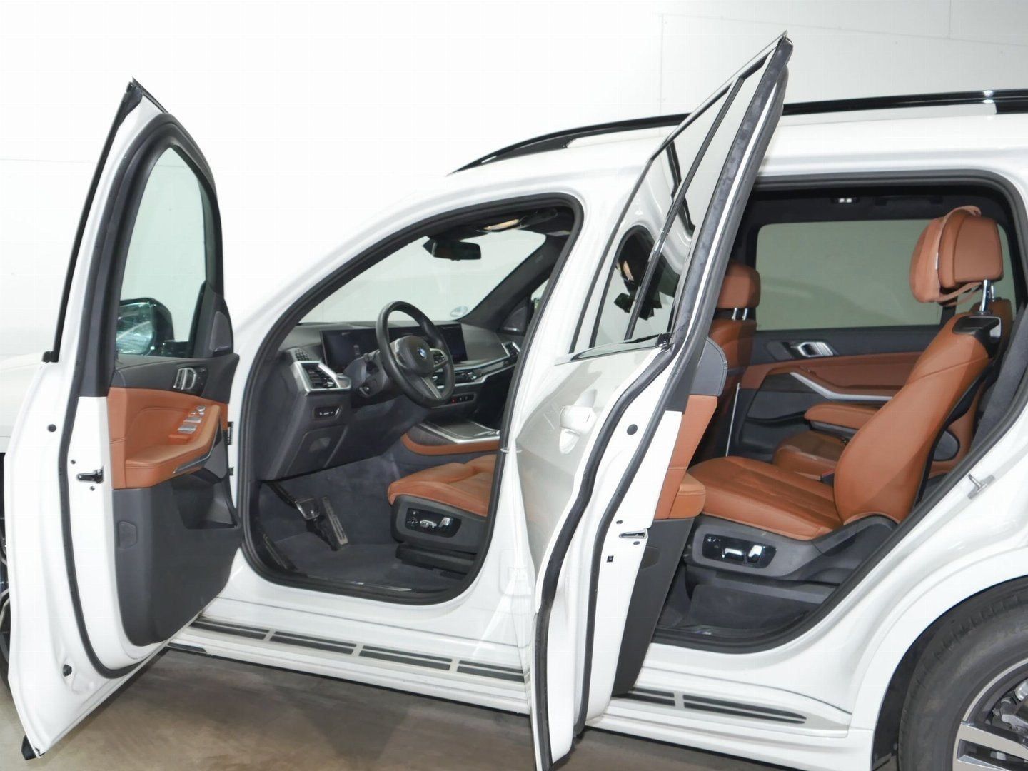 Fahrzeugabbildung BMW X7 xDrive40d M Sportpaket, Sky Lounge, Standheiz