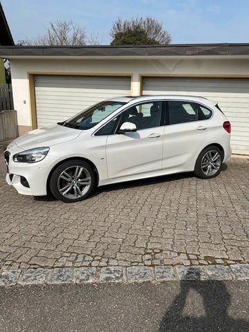 BMW 218 d xDrive Active Tourer M Sport,Pano,AHK