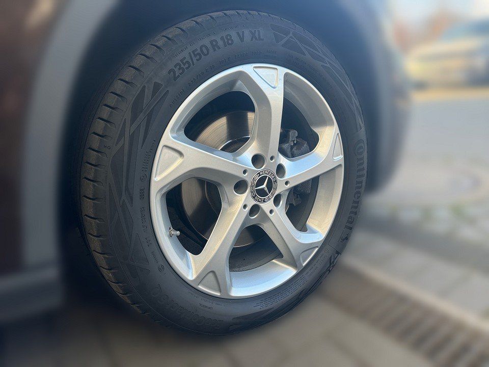 Fahrzeugabbildung Mercedes-Benz GLA 250 Urban AT