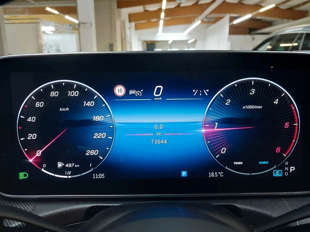 MERCEDES-BENZ C-Class 2023