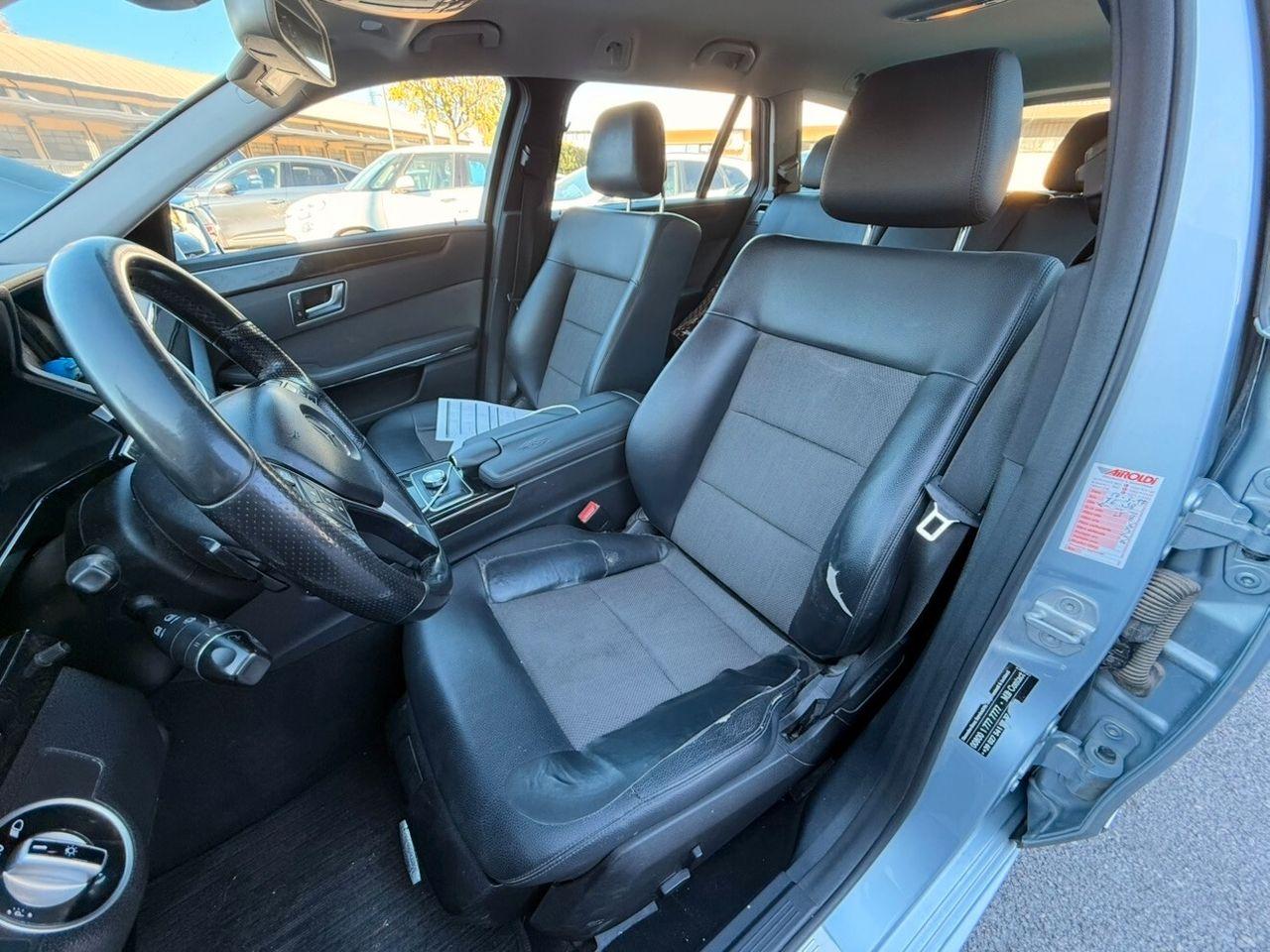 Mercedes-Benz E300 2012 — photo 12
