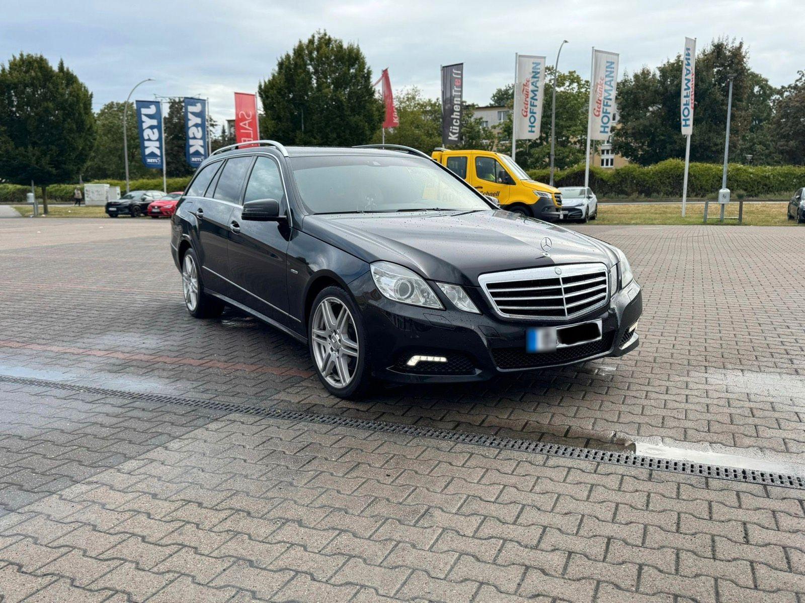 Mercedes-Benz E350, 2010