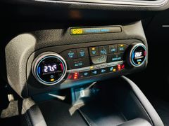 FORD Focus Lim. 1.0 Titanium*LED*Navi*DAB*ACC*