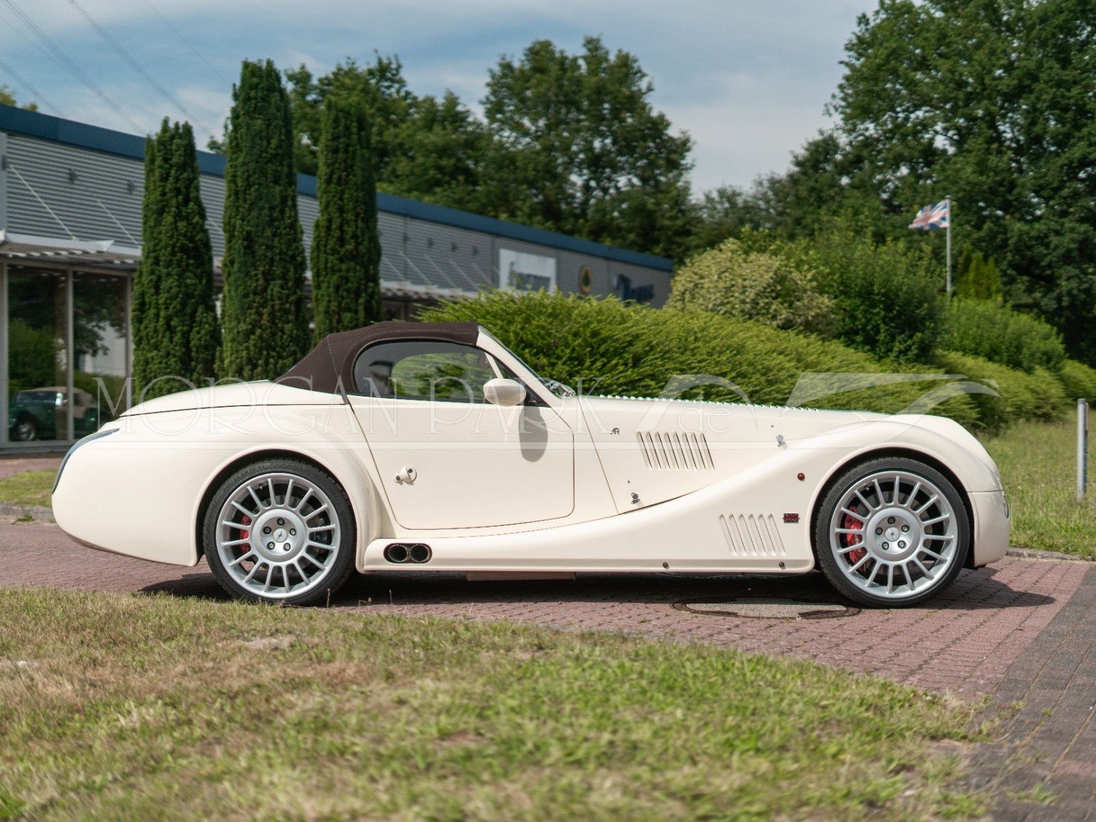 Fahrzeugabbildung Morgan Aero 8