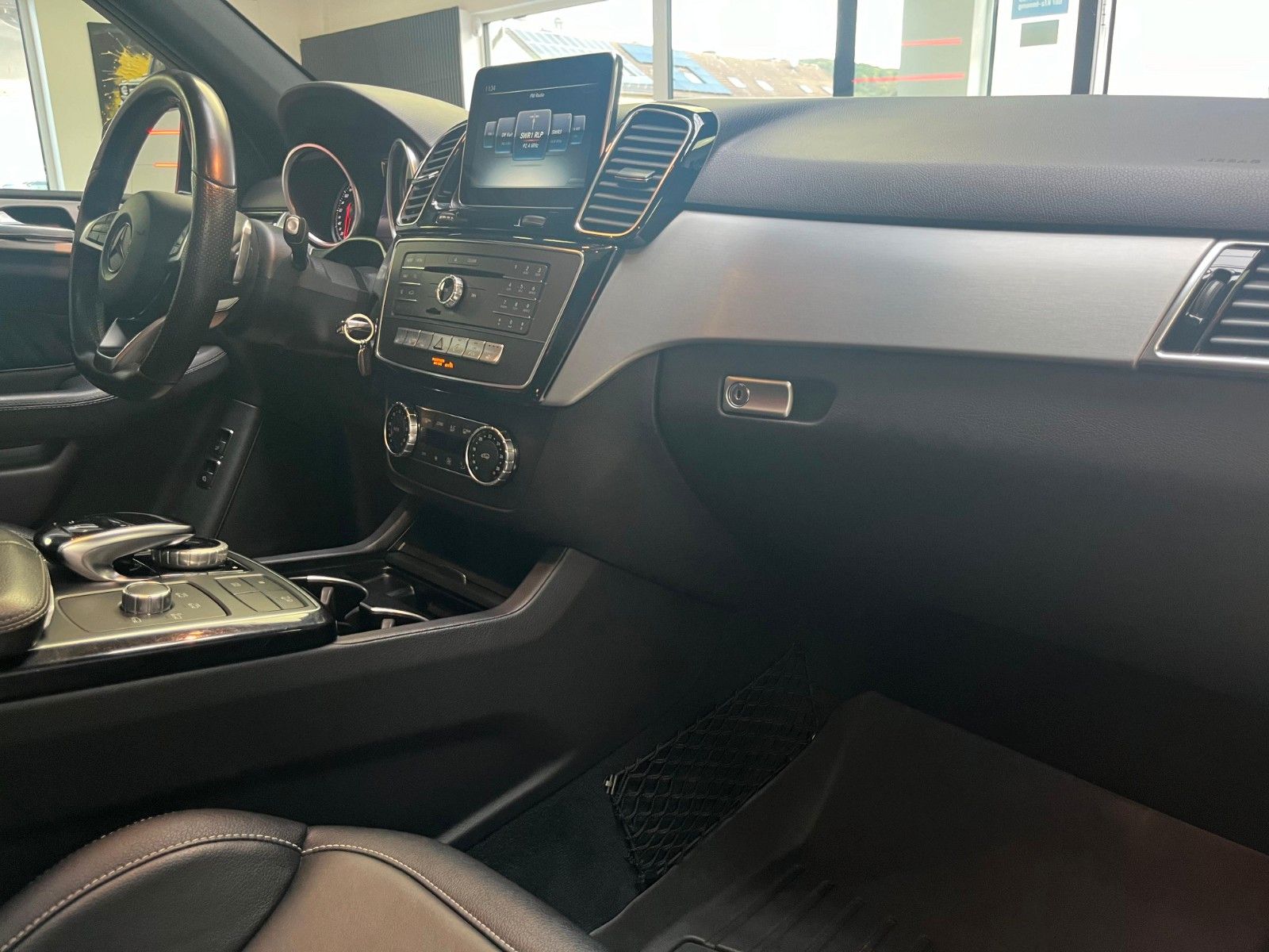 Fahrzeugabbildung Mercedes-Benz GLE 350d 4Matic*Pano*360°*LED*AHK*Nappa*Ambiente