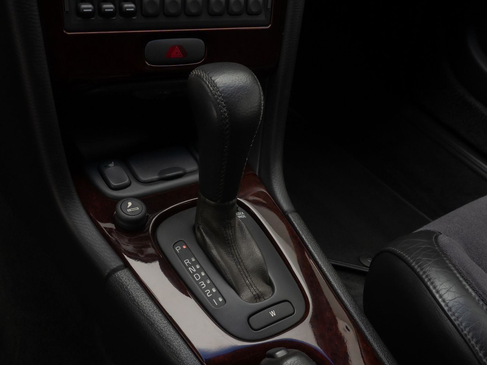 Fahrzeugabbildung Volvo C70 2.0T Cabriolet Lordos HiFi Tempomat Sportsit