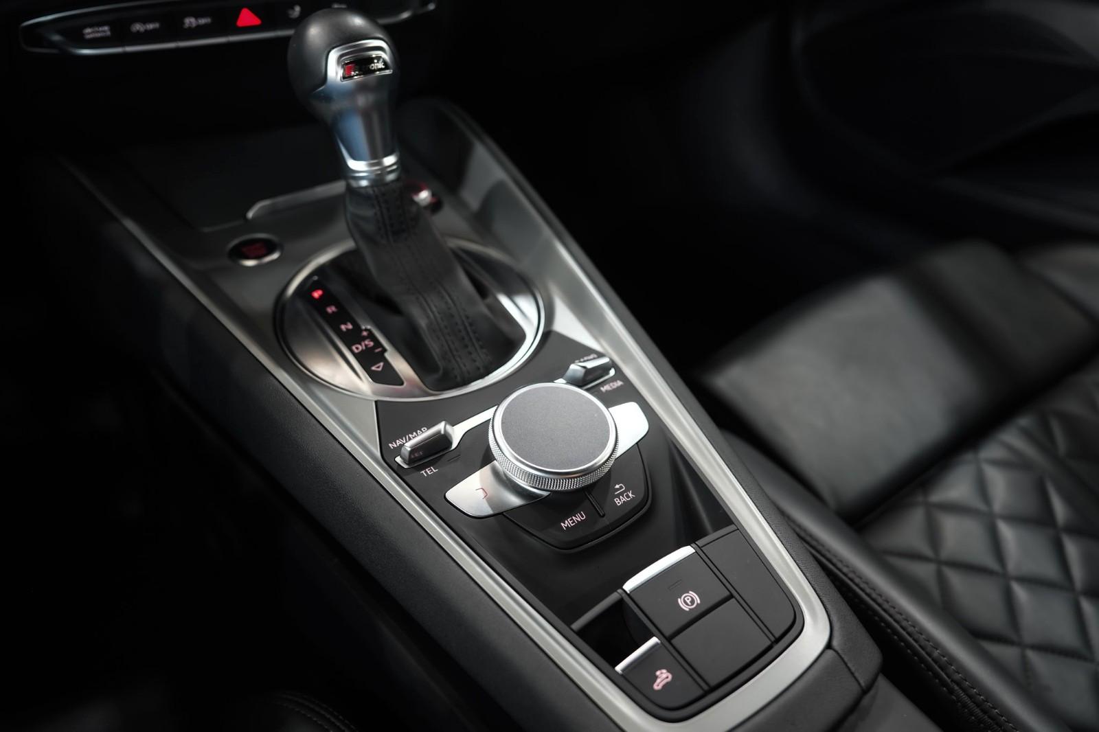 Audi TT Roadster 45 TFSI*SPORTSITZE*SPORTFAHRWERK*LED