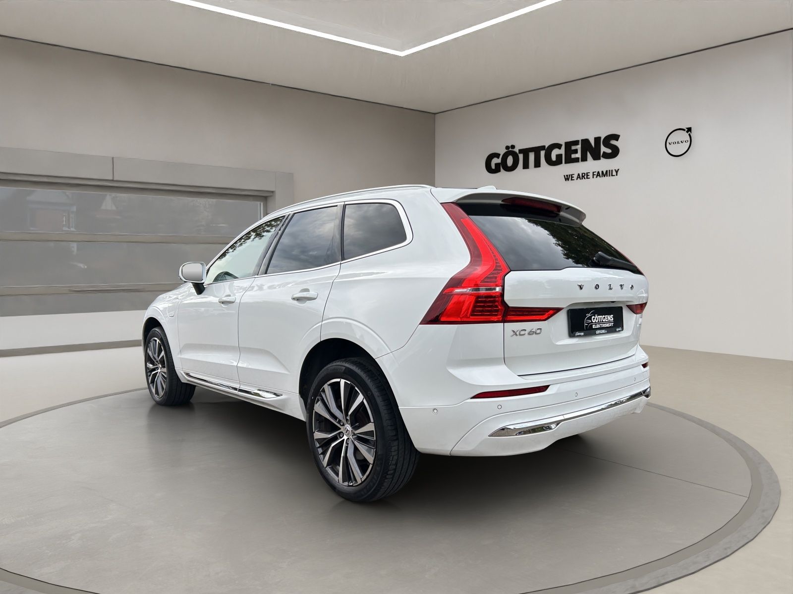 Volvo XC60 T8 AWD Inscription AHK LUFT 360° MASSAGE imagem 3