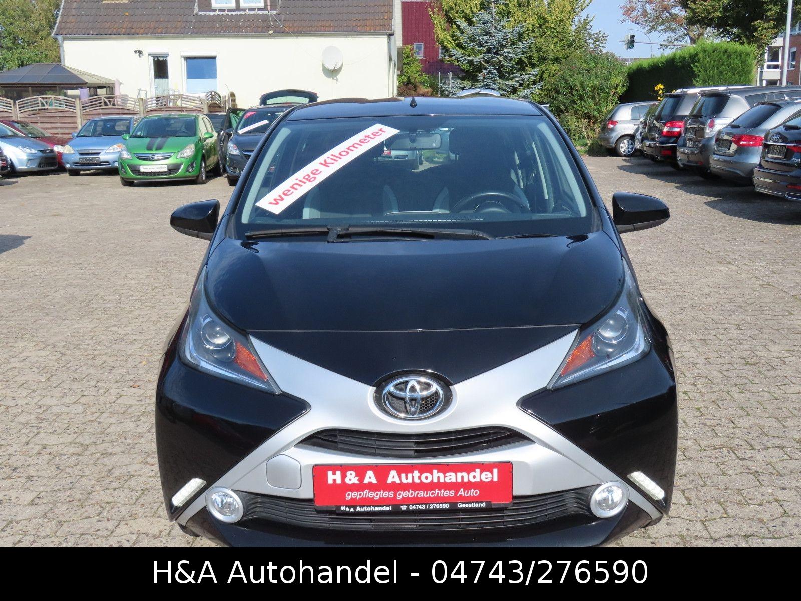 Toyota Aygo AYGO x-play Team D