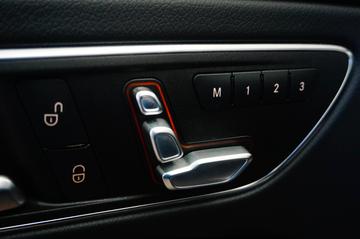2016 Mercedes-BENZ CLA AMG — миниатюра 31