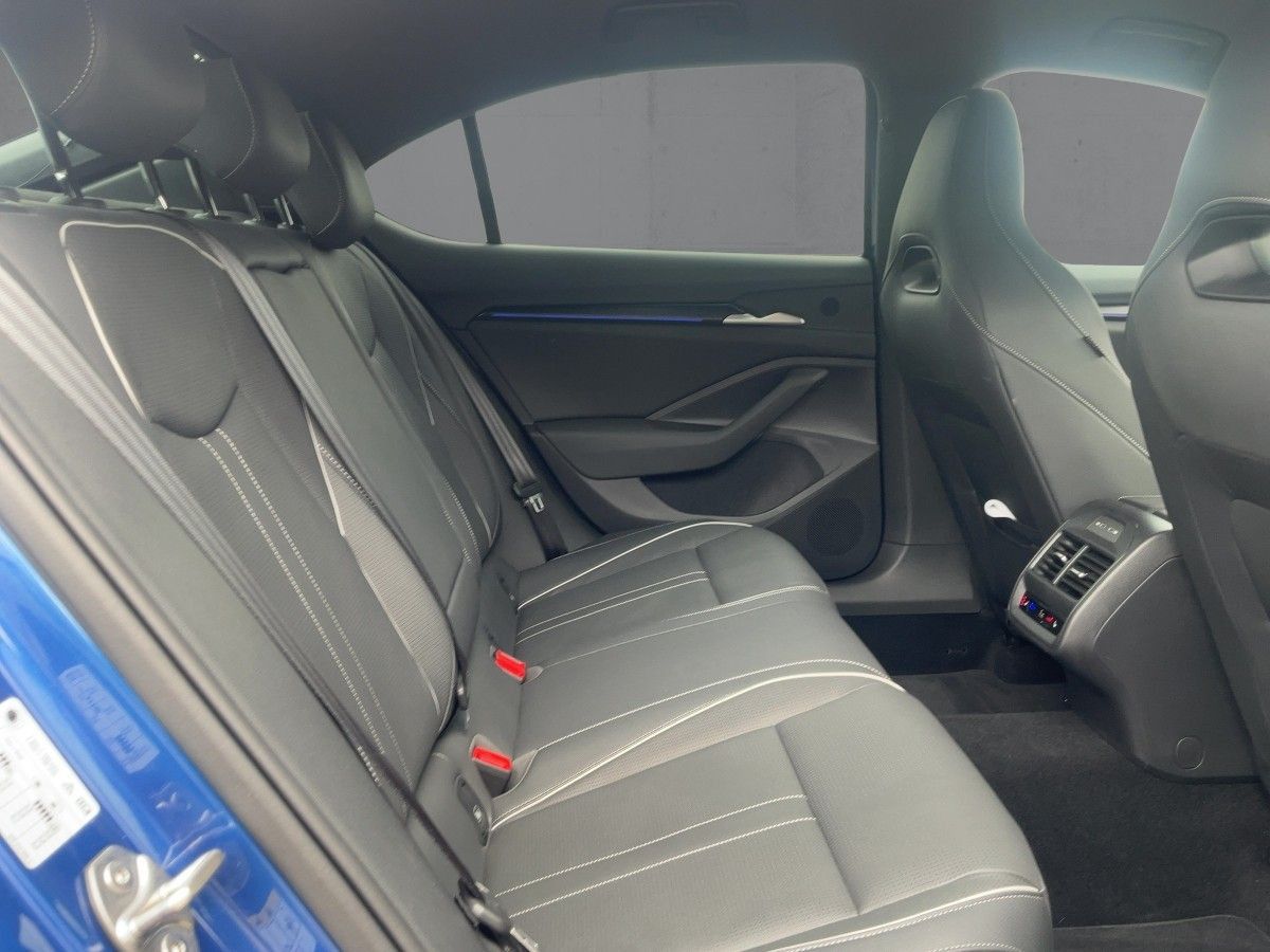 Skoda Superb - Bild 12