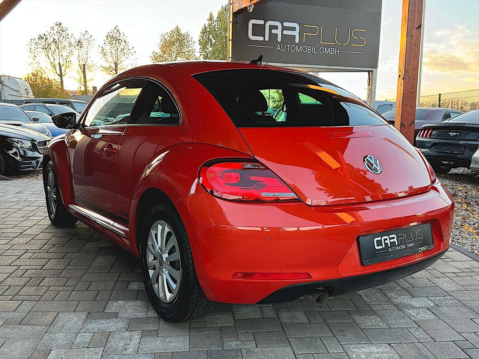 Fahrzeugabbildung Volkswagen Beetle 1.2 Club+ Automatik *Keyless*LED*Kamera*