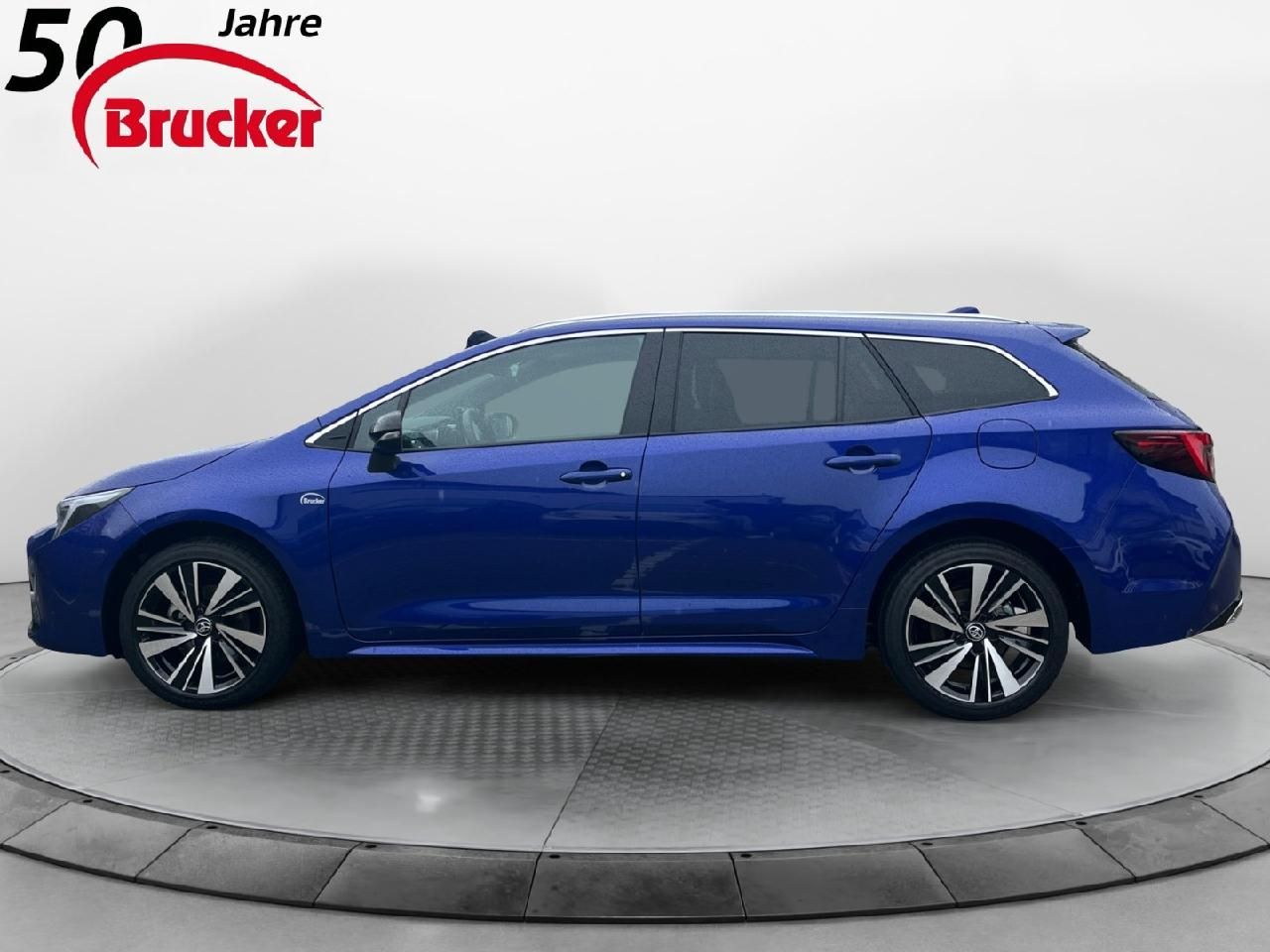 Toyota Corolla Touring Sports Hybrid Teamplayer imagem 3
