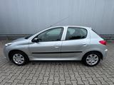Peugeot 206 + Tüv 06/2027 5 Türig Top gepflegt - Peugeot 206 mit Benzin-Antrieb: Sportsitze