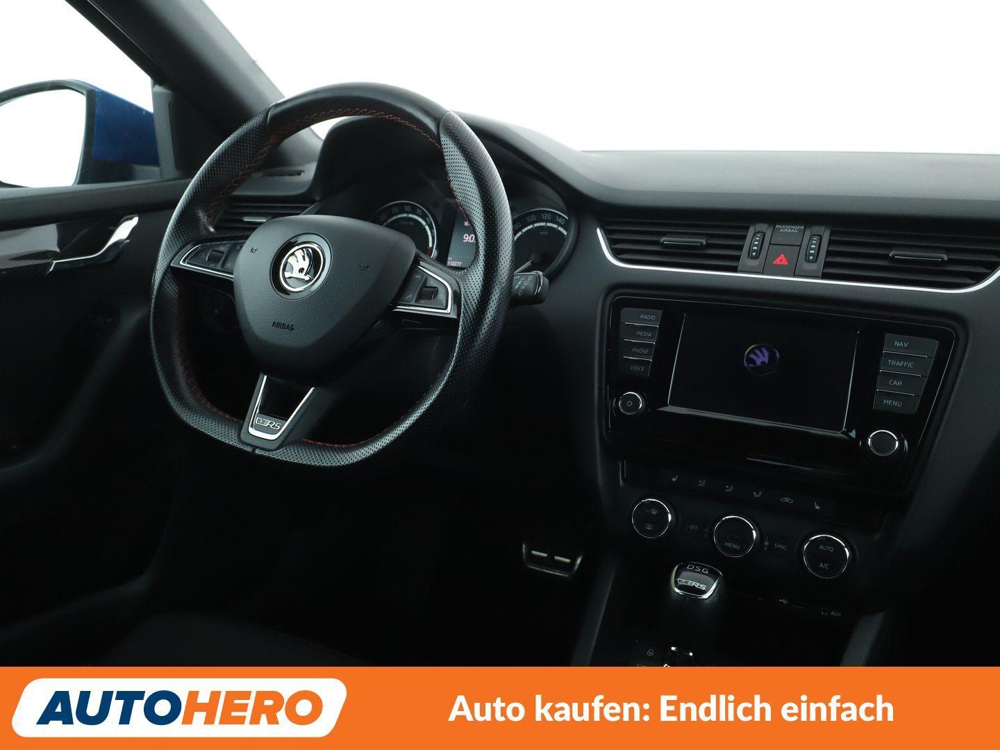 Skoda Octavia 2.0 TDI RS Aut.*NAVI*PDC*TEMPO*