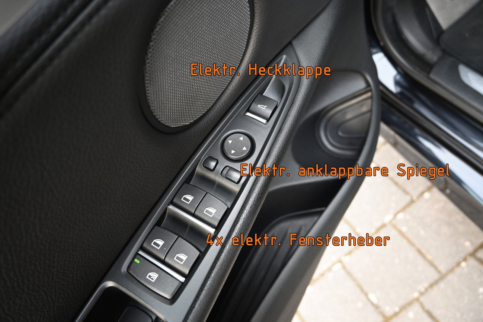 Fahrzeugabbildung BMW X5 xDrive30d M-Sport °ACC°AHK°STANDHEIZ°PANO°HUD