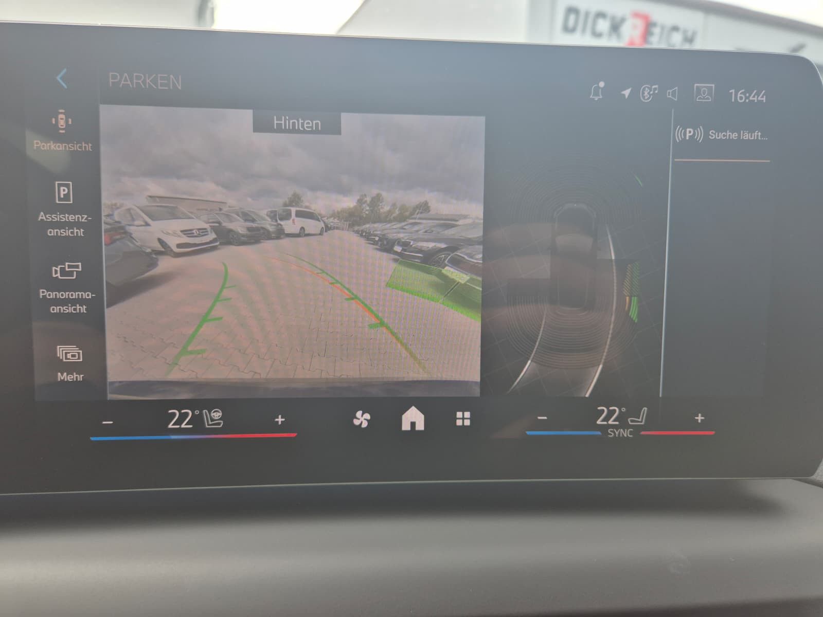 Fahrzeugabbildung BMW 120 i M Sport Adaptiv LED*PANO*AHK*M Alcantara