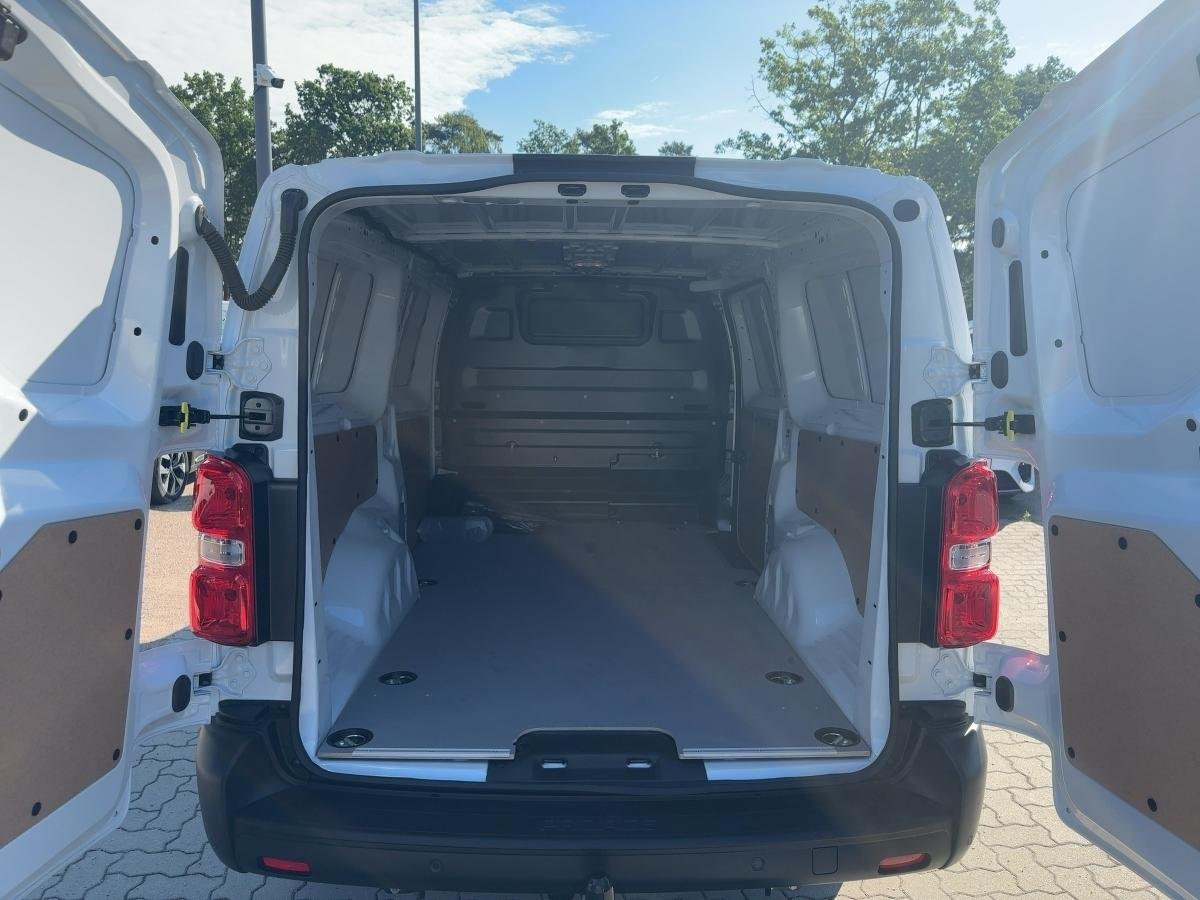 Toyota Proace 2.2 D-4D L2 Meister +AHK+CARPLAY+PDC+TEMP