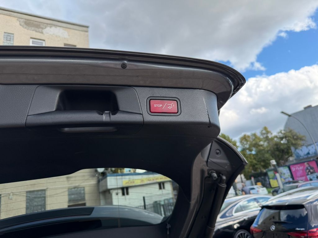 Mercedes-Benz B 180 d*AMG Line*Widescreen*LED*Top