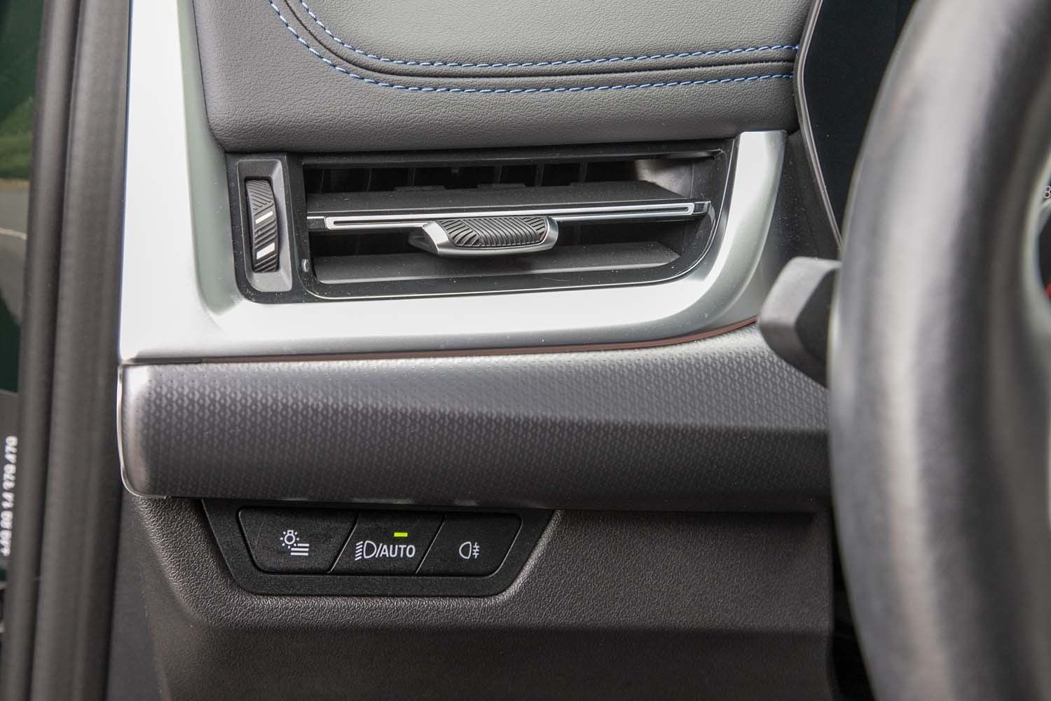 BMW 223 Active Tourer - Bild 11