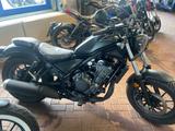 Honda CMX500 Rebel mattschwarz Ferienangebot