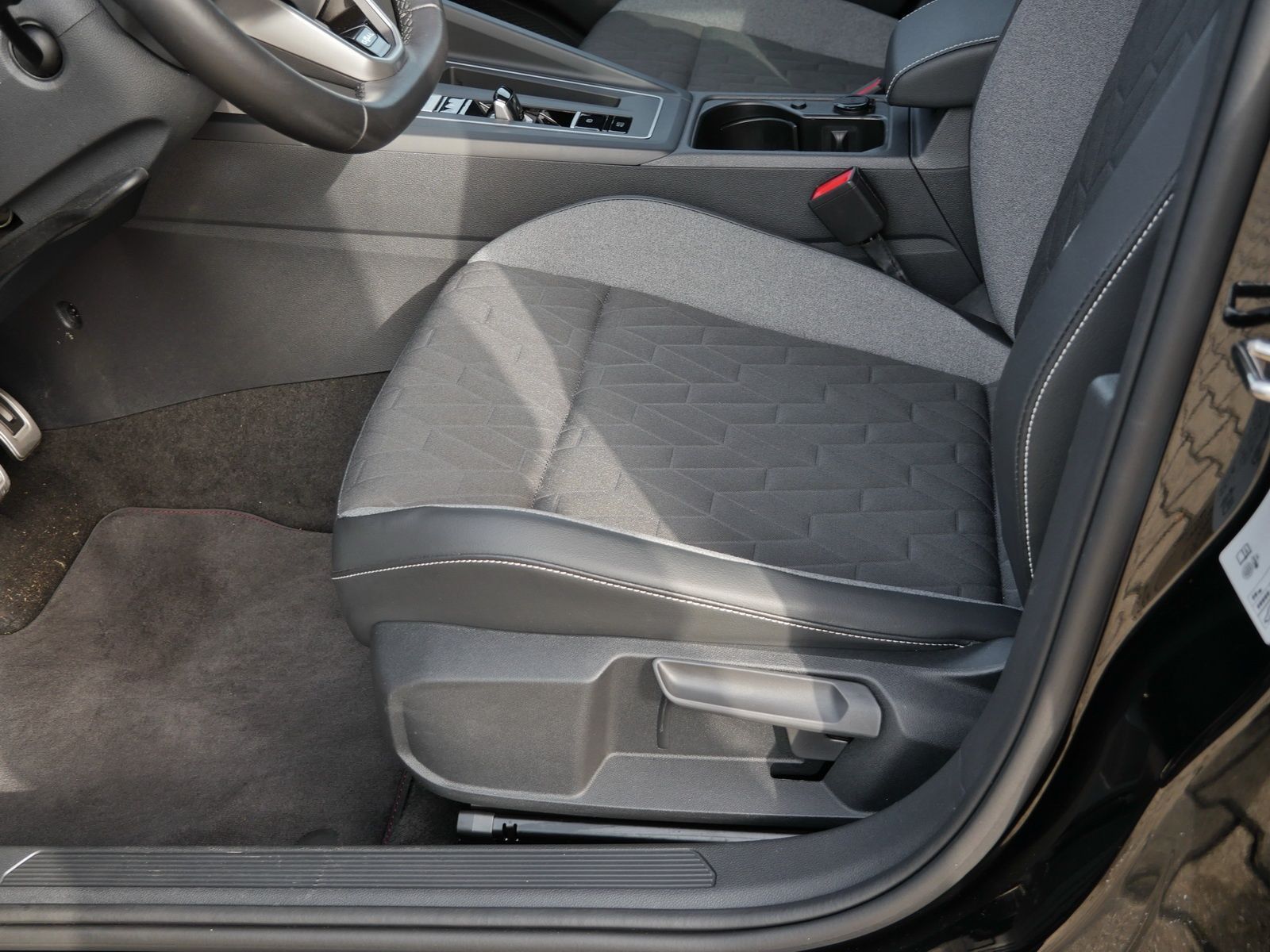 Volkswagen Golf - Bild 24