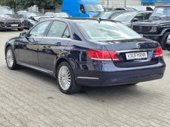 Fahrzeugabbildung E 300 CGI BlueEfficiency 4Matic