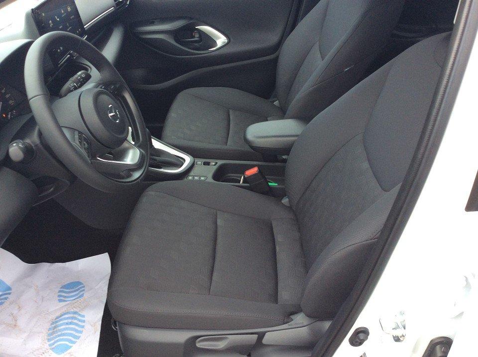 Mazda 2 Hybrid 1.5L VVT-i Centre-Line
