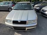 Skoda Octavia Combi 1.6 Comfort - Skoda Octavia aus 2002: Kombi