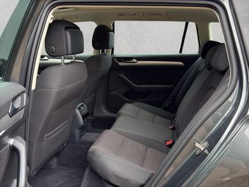 Volkswagen Passat Variant - 10