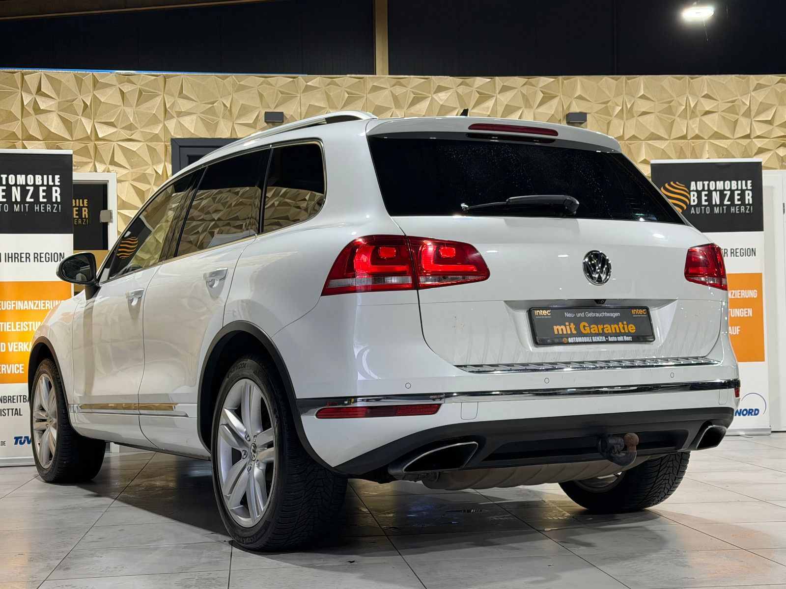 Fahrzeugabbildung Volkswagen Touareg V8 TDI /PANO7MEMORY/360°KAM/DYNAUDIO