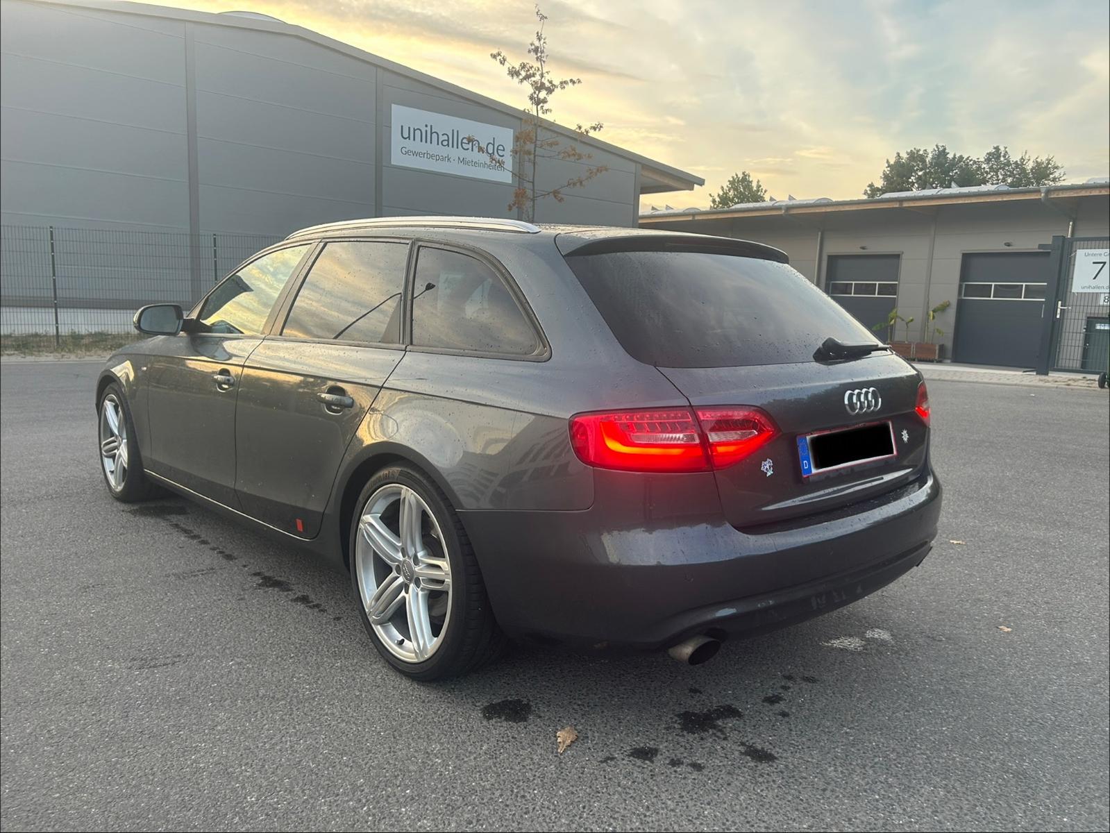 AUDI A4 AVANT 2.0 TFSI 211CH S LINE QUATTRO