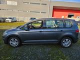 Volkswagen TOURAN 2.0 TDI * NAVIGATION *  PDC - VW Touran Gebrauchtwagen in Wiesbaden