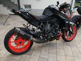 KTM 1290 Super Duke R - KTM MOTORRAD