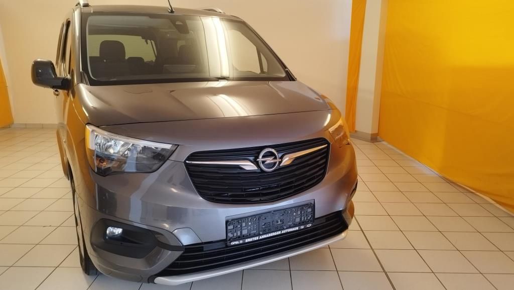 Erstes Annaberger Autohaus -  Opel Combo Life AT  Innovation, XL, 7-Sitze,GripGo,Ka - Bild 2