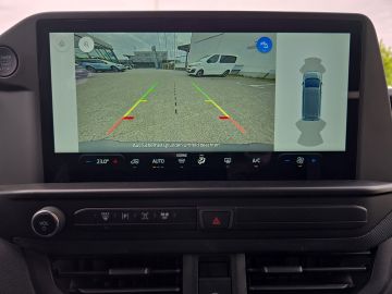 Bild 12 Ford Transit Custom 320 L2 Trend Doppelkabine FWD 2.0