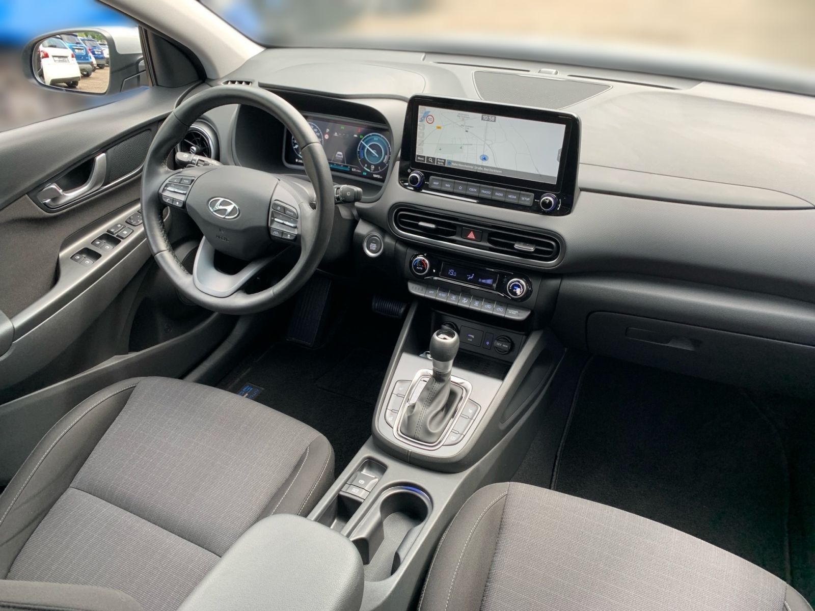 Fahrzeugabbildung Hyundai KONA 1.6 GDI Trend Hybrid Navi Assi