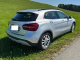 Mercedes-Benz GLA 220 d 4MATIC DCT - - Mercedes-Benz GLA-Klasse von privat