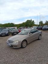 Mercedes-Benz CLK 200 KOMPRESSOR.AUTO.Klima.SHZ.AHK - Mercedes CLK 200 mit Anhängerkupplung