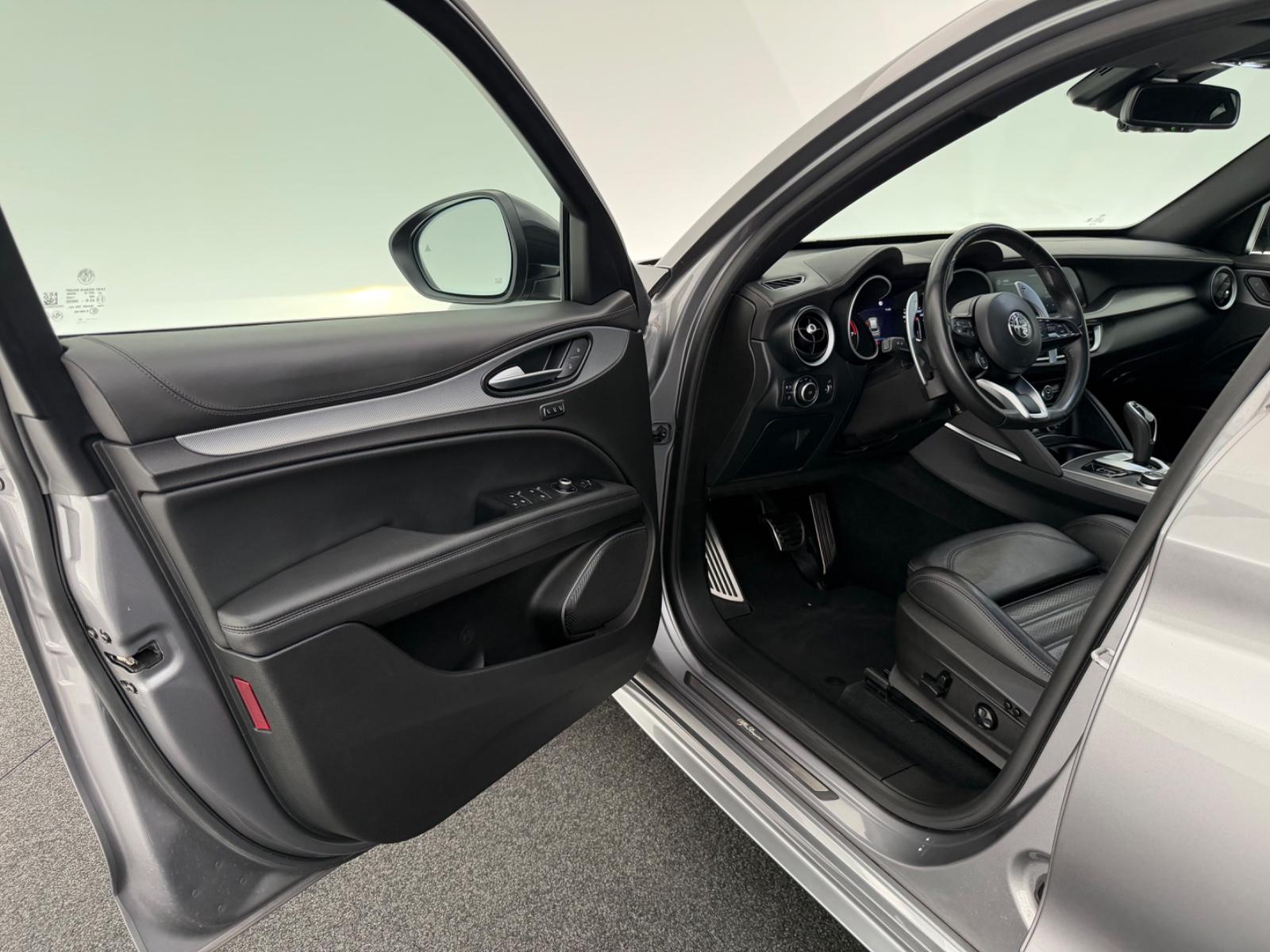 Alfa Romeo Stelvio 2.0 *VELOCE Q4*XENON-PANO-AHK-R.KAM-MEMO, миниатюра 27