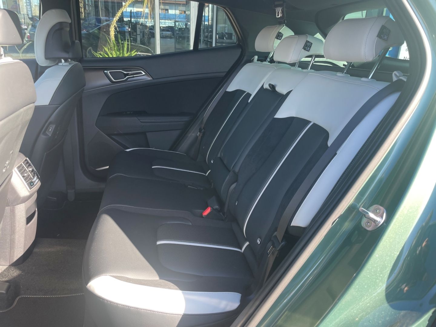 Fahrzeugabbildung Kia Sportage GT-Line 360°Kamera P3 P5 HUD Navi Leder