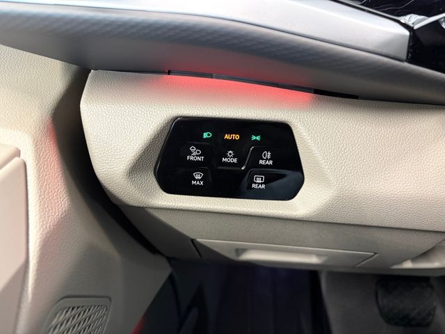 T7 Multivan Life lang 2.0 TDI DSG PANO