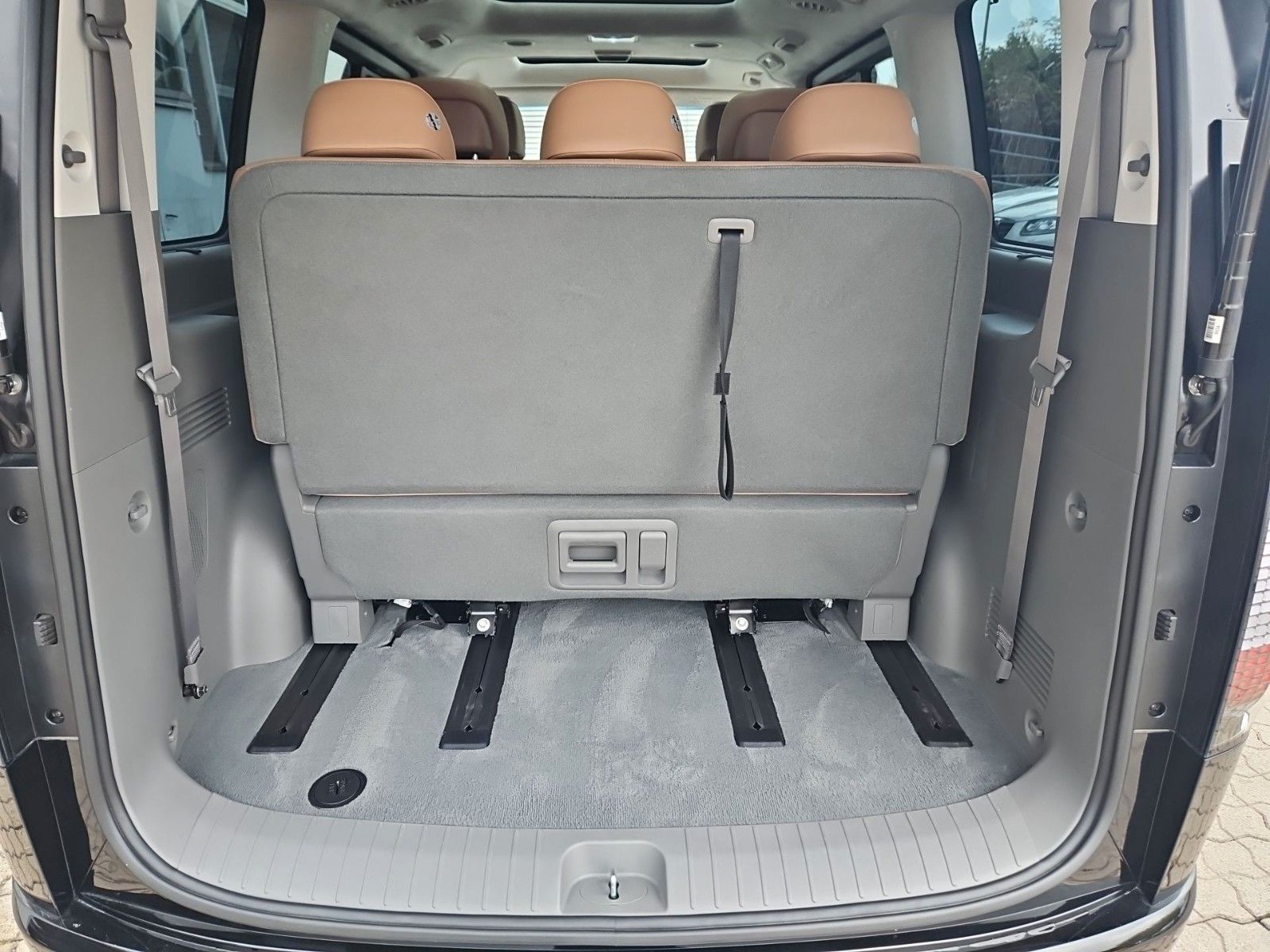 Hyundai Staria – Bild 12