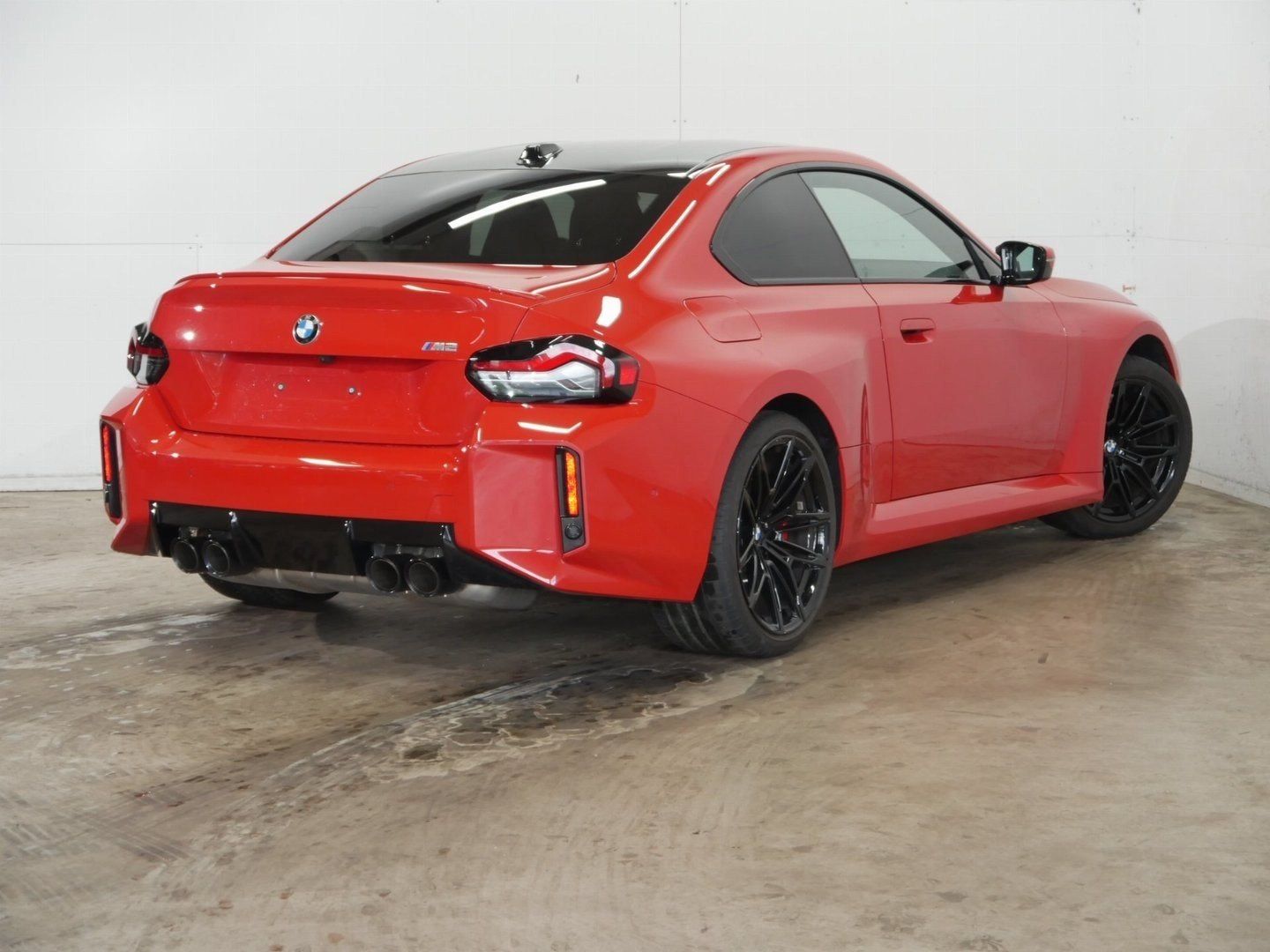 Fahrzeugabbildung BMW M2 Coupé | M Carbondach | HK Surround System | M