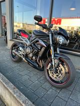 Triumph Street Triple RS - Offers