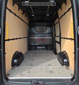 Volkswagen Crafter L2H2 | Schwarz, AHK, Klima - schwarze Volkswagen Crafter